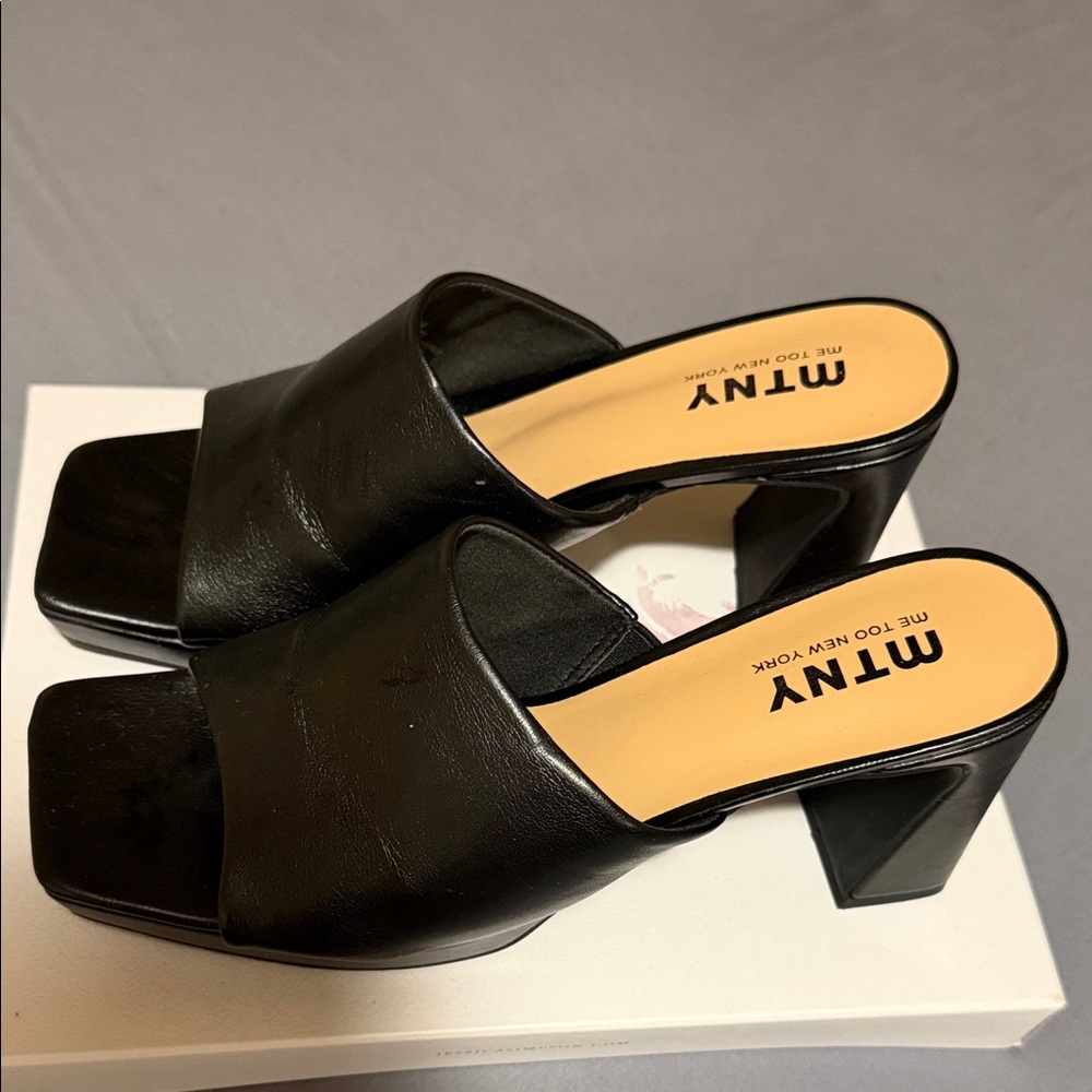 Black Women's Heeled Mules